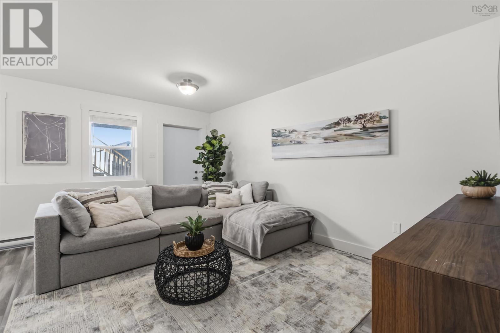 Property 28 of 41 of 125 Lier Ridge