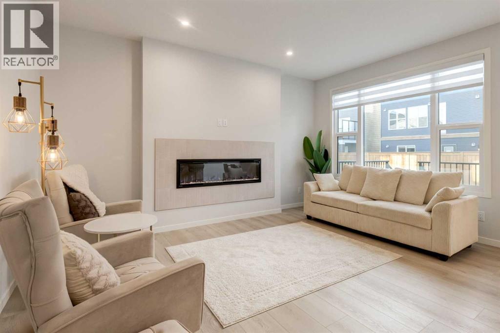 Single Family House for Sale in  Marmot Passage NW Glacier Ridge Calgary 