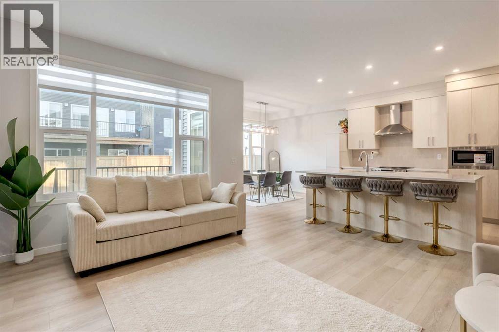 Single Family House for Sale in  Marmot Passage NW Glacier Ridge Calgary 