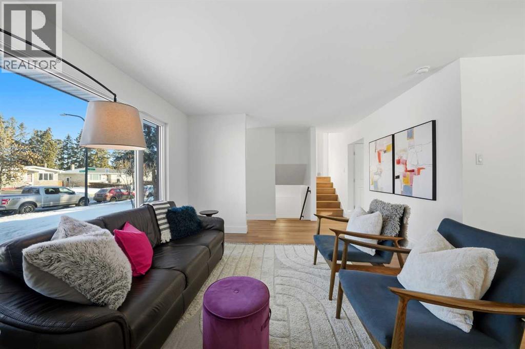 Single Family House 4 Level for Sale in   Street Mountview Red Deer 