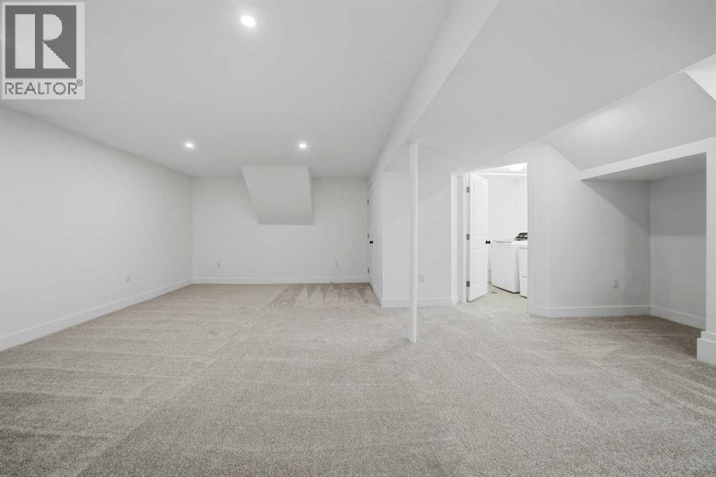 Single Family House 4 Level for Sale in   Street Mountview Red Deer 