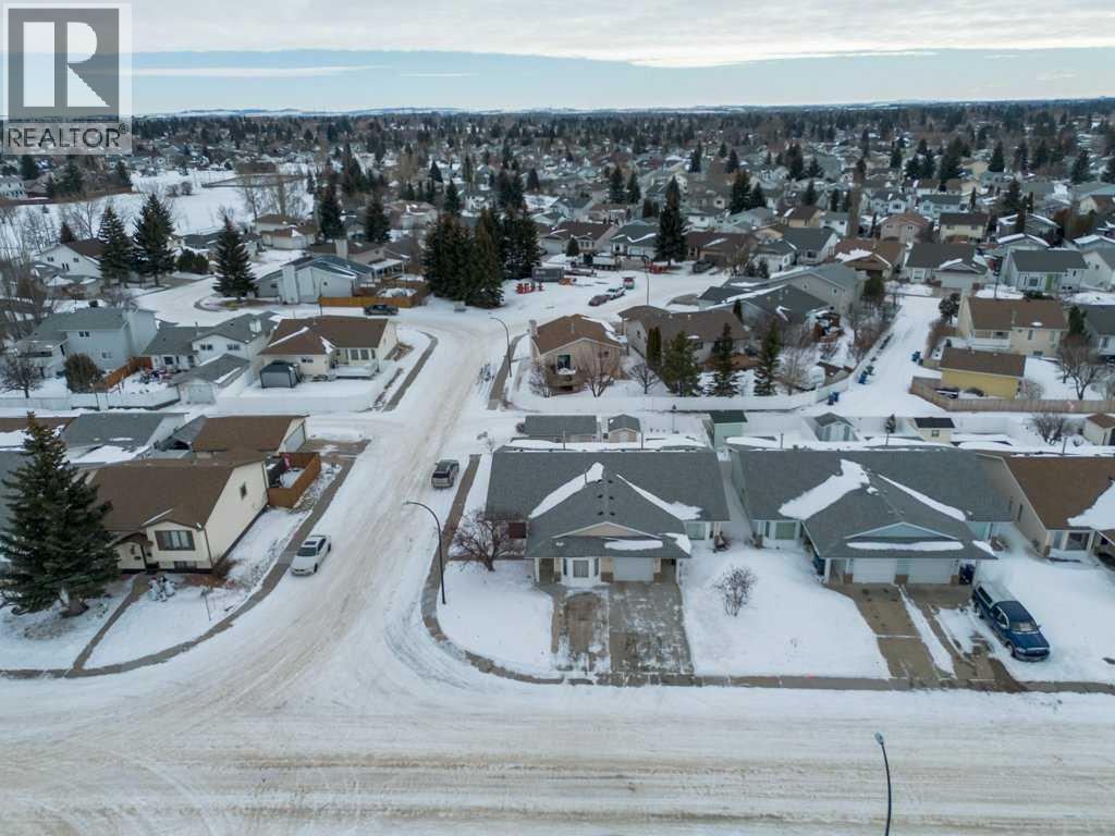 27 Ellis Street, Red Deer
