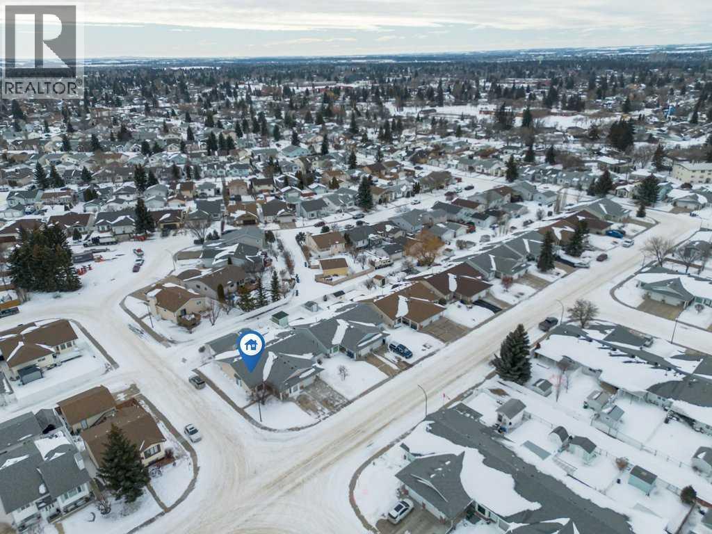 27 Ellis Street, Red Deer