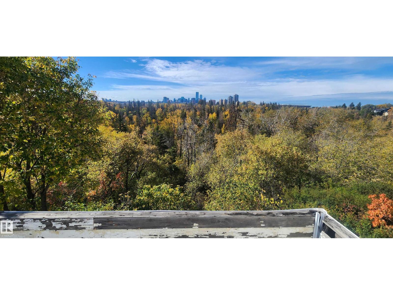 10870 75 ST NW - 2