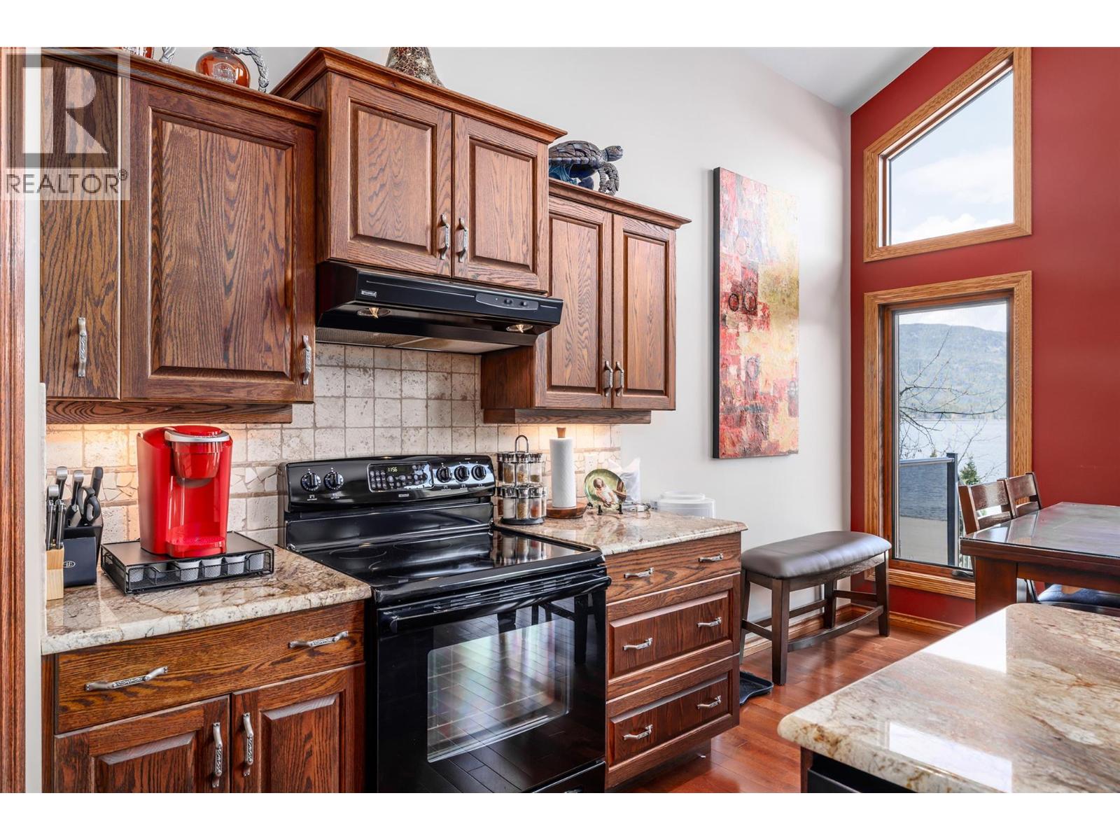 8192 97A Highway Unit# LS44, Mara