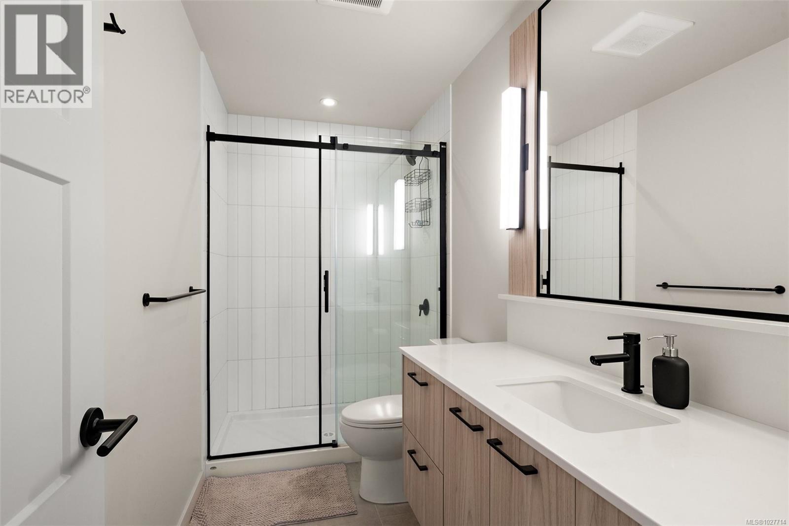 #606 947 WHIRLAWAY CRES - 15