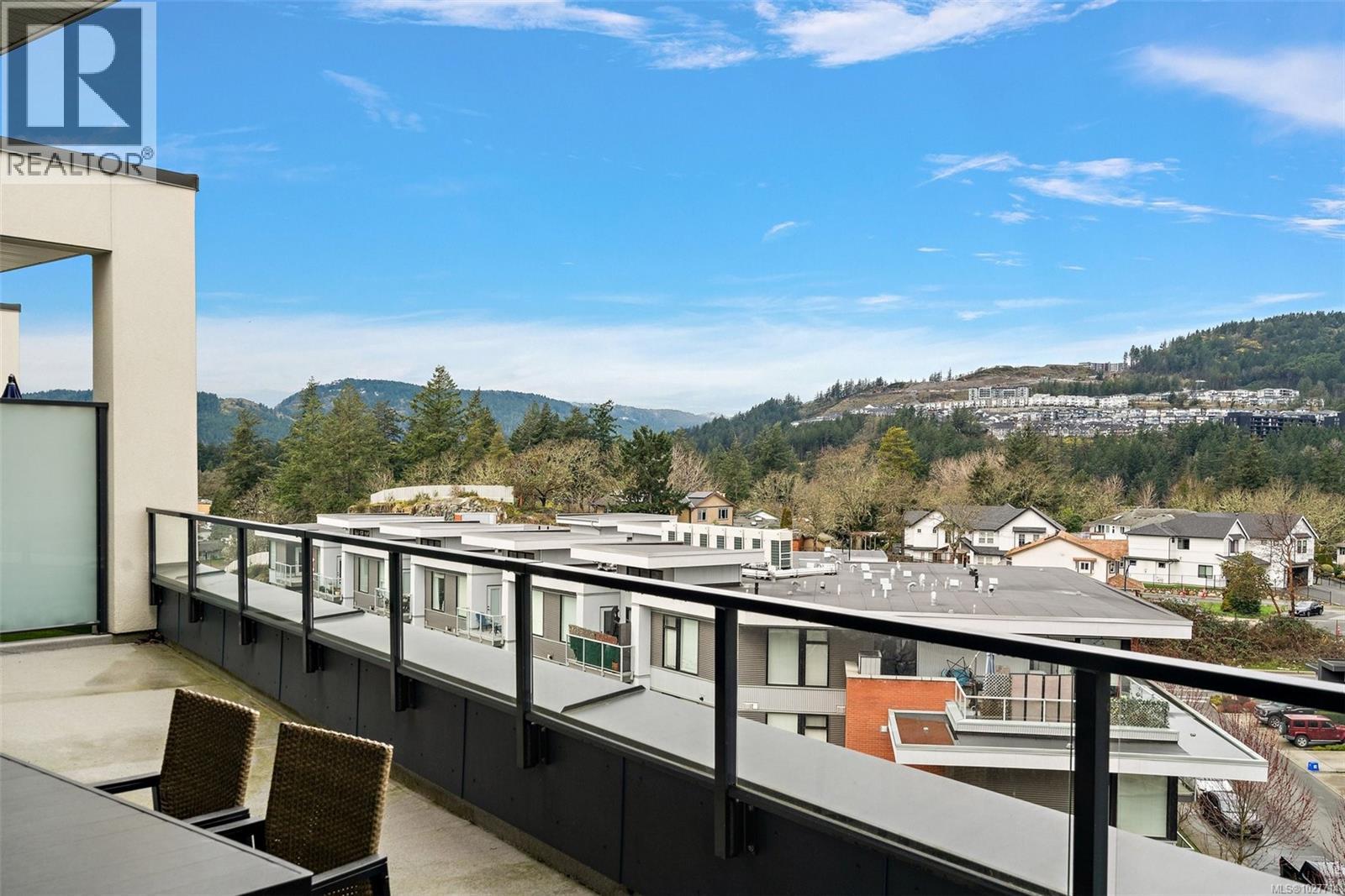 #606 947 WHIRLAWAY CRES - 23