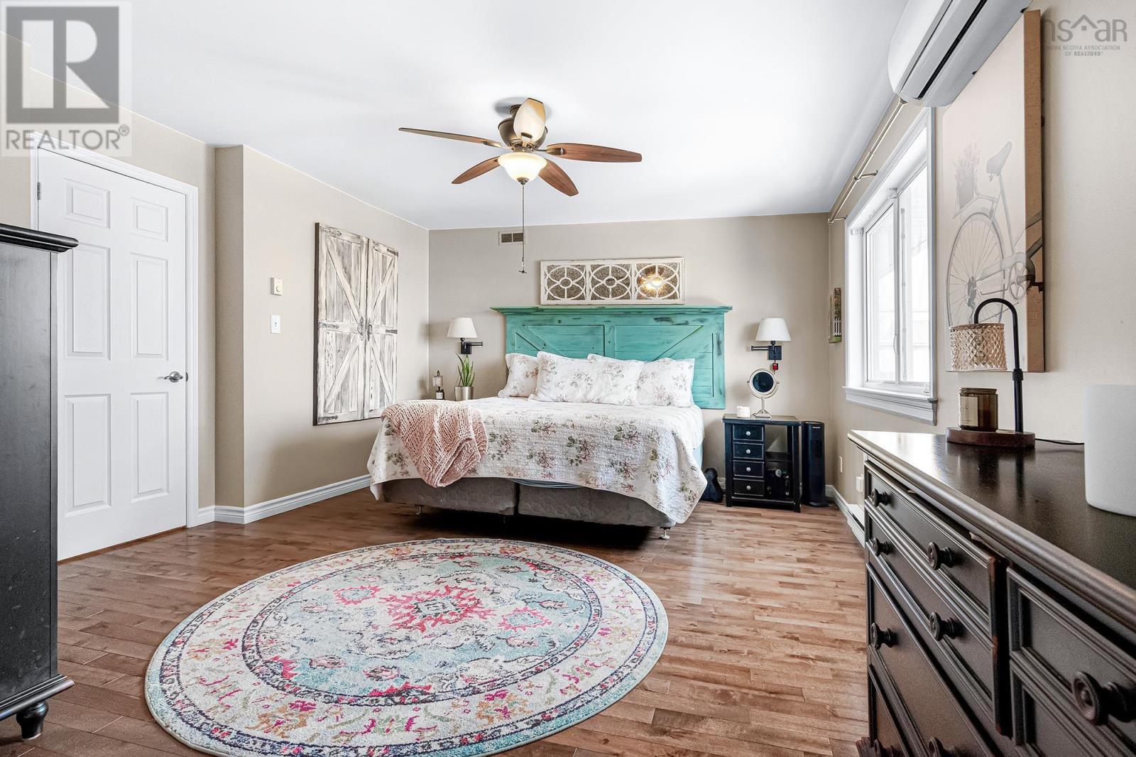 Property 13 of 49 of 93 Stratford Drive