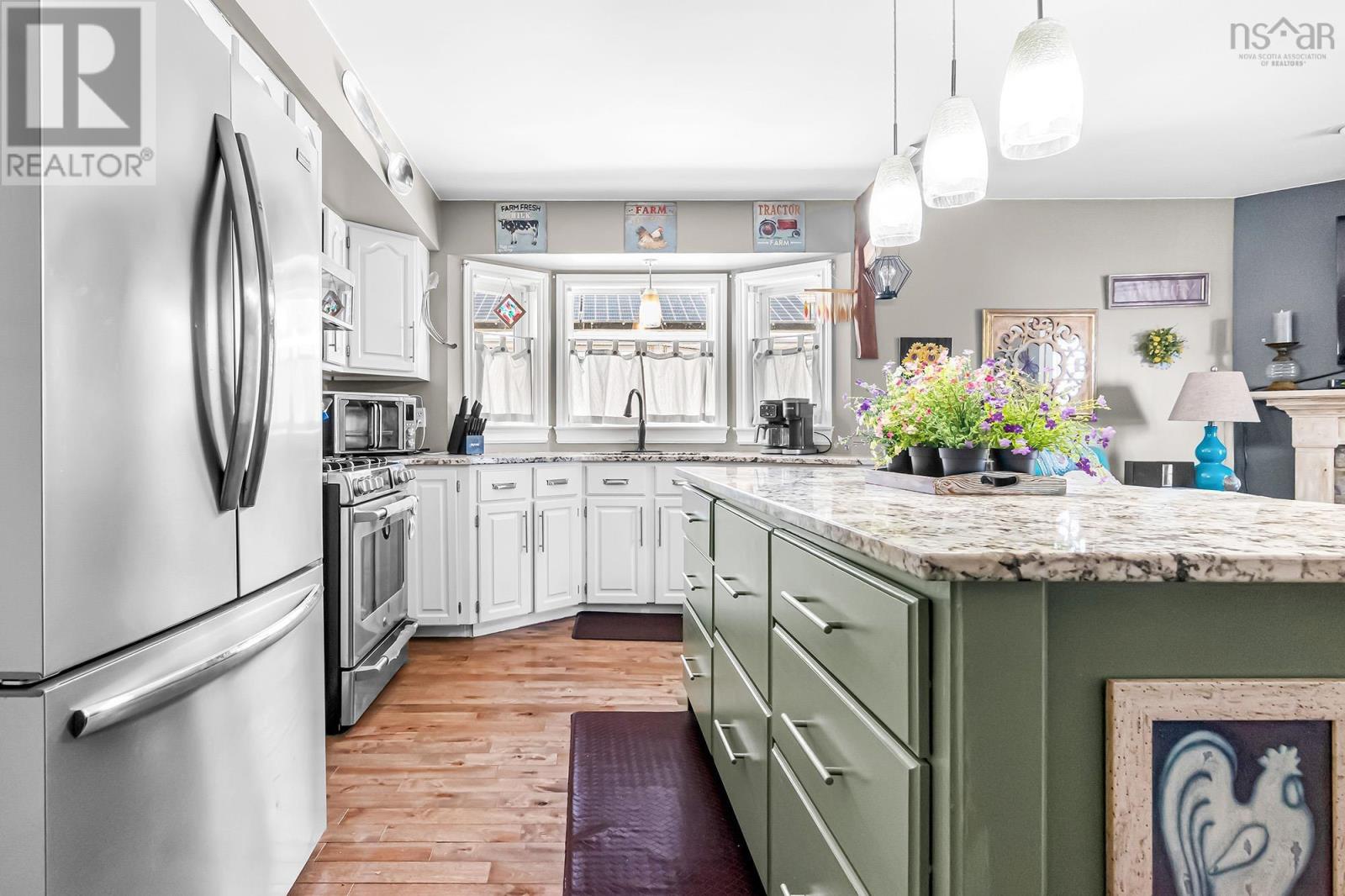 Property 8 of 49 of 93 Stratford Drive