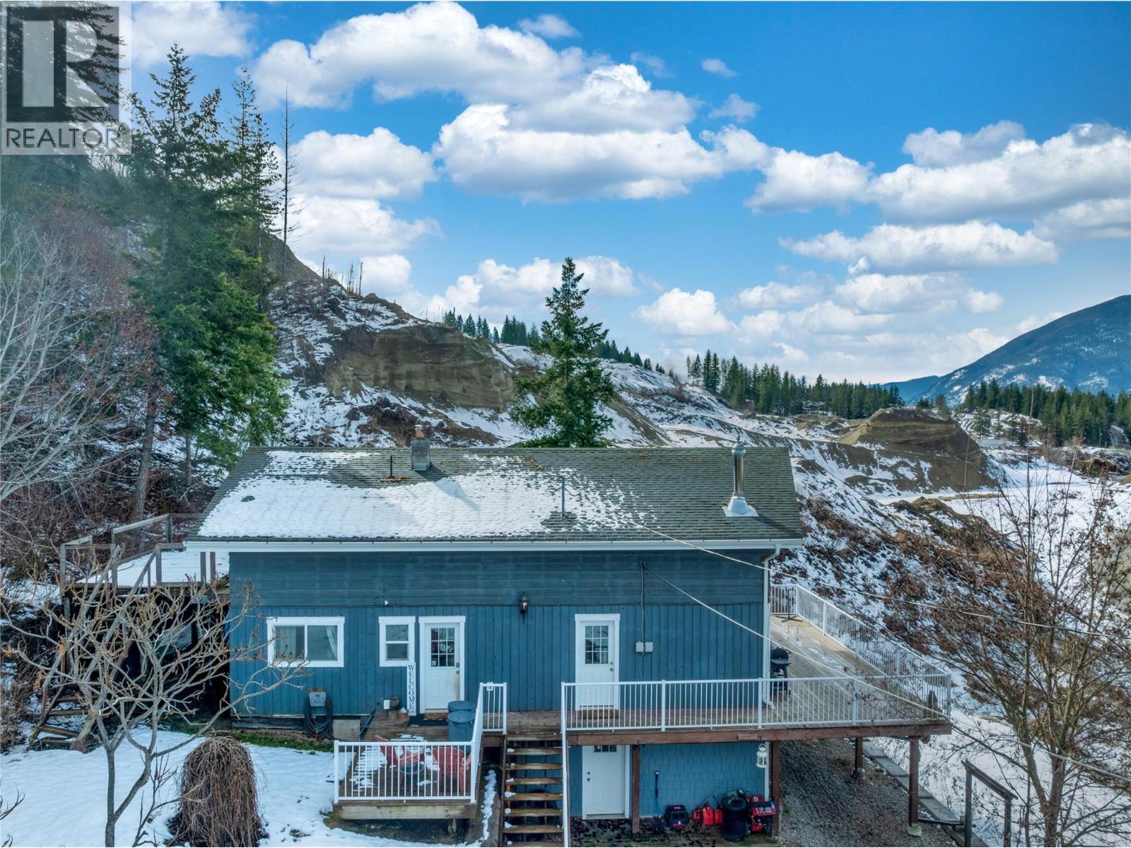 1348 Vella Road, Tappen