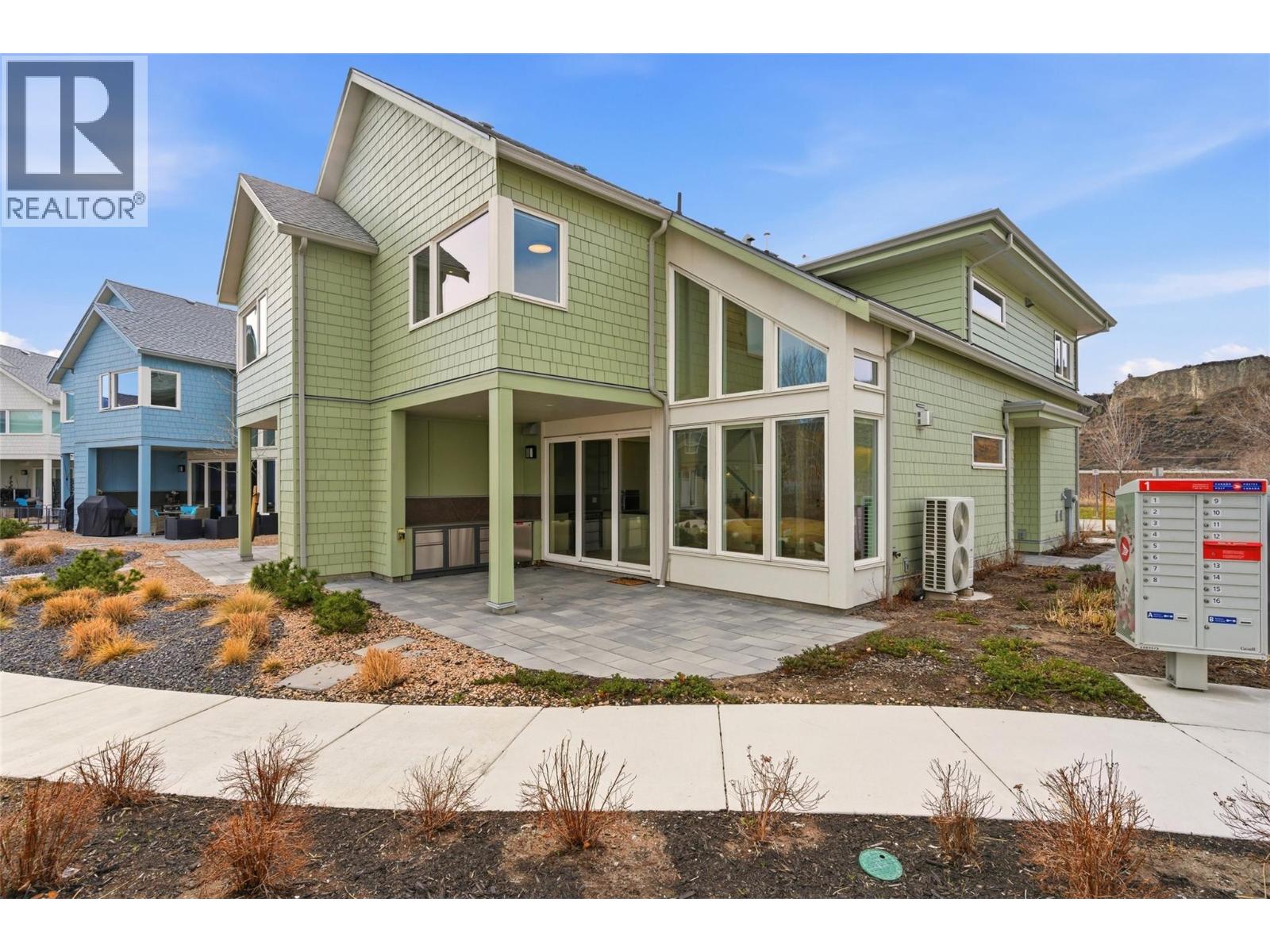 3170 Landry Crescent, Summerland