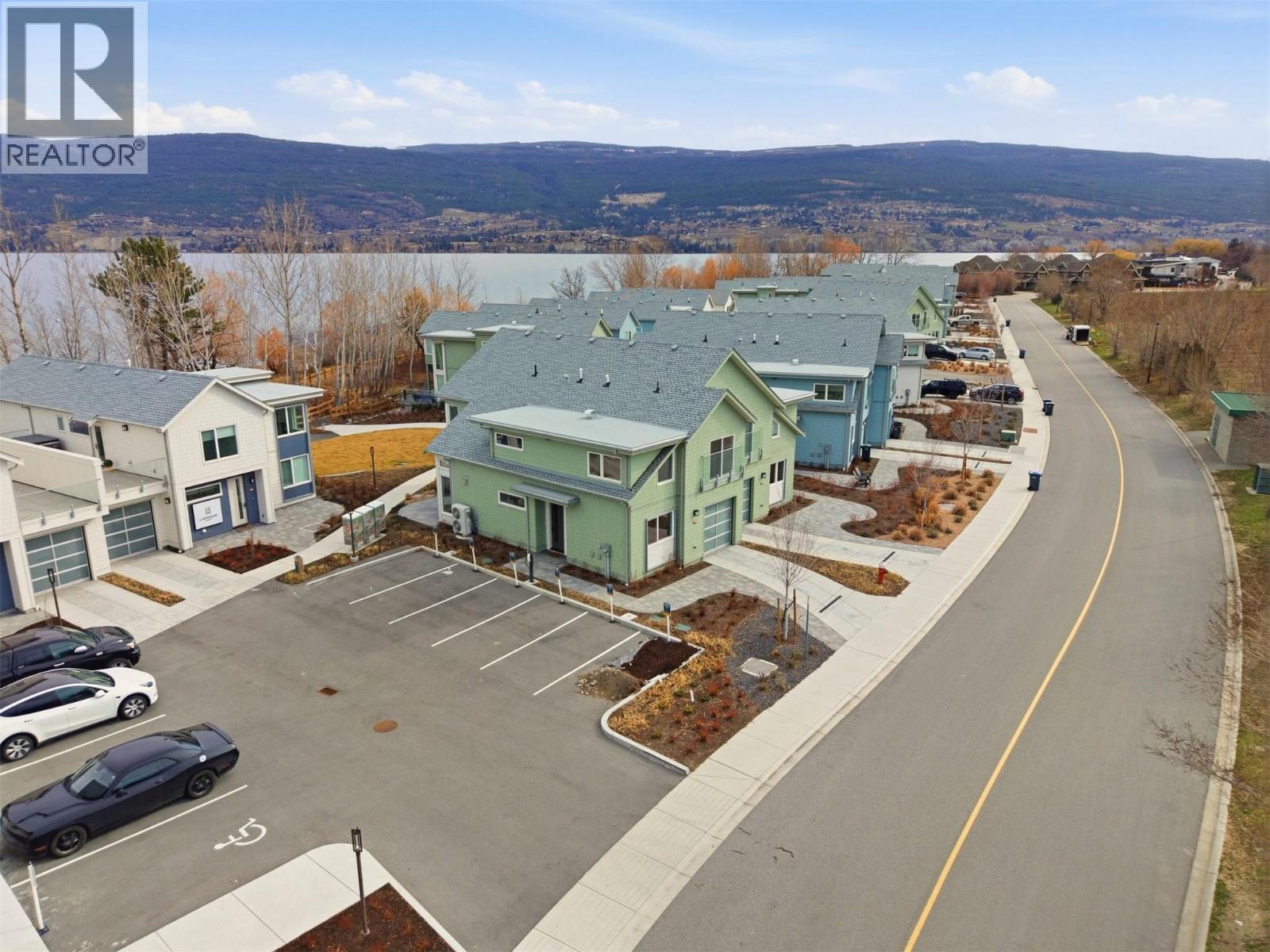 3170 Landry Crescent, Summerland