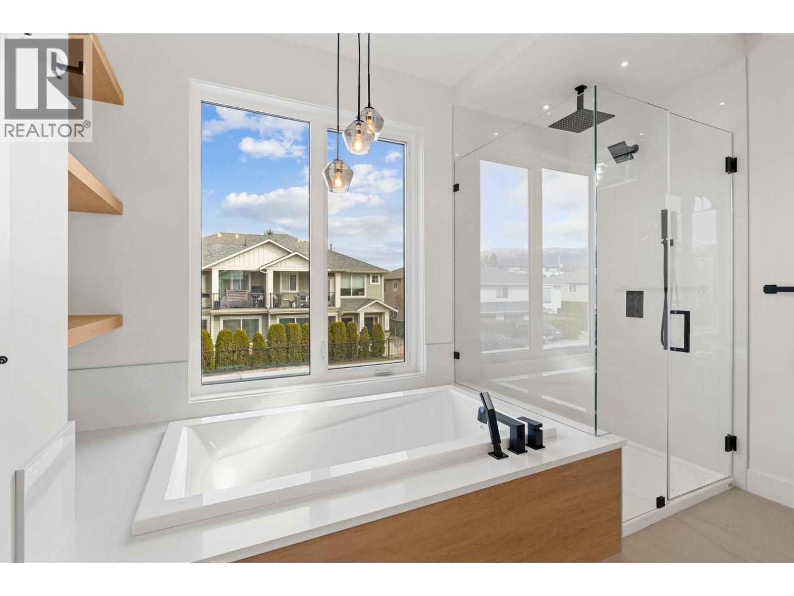  763 Patterson Avenue, Kelowna