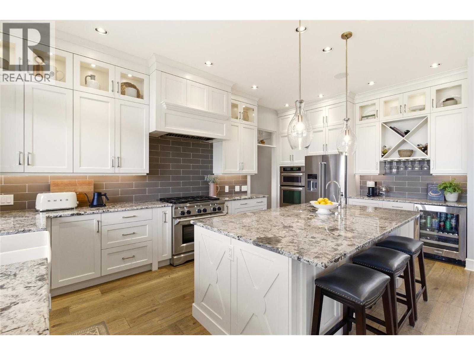 347 Braeloch Road N - 12