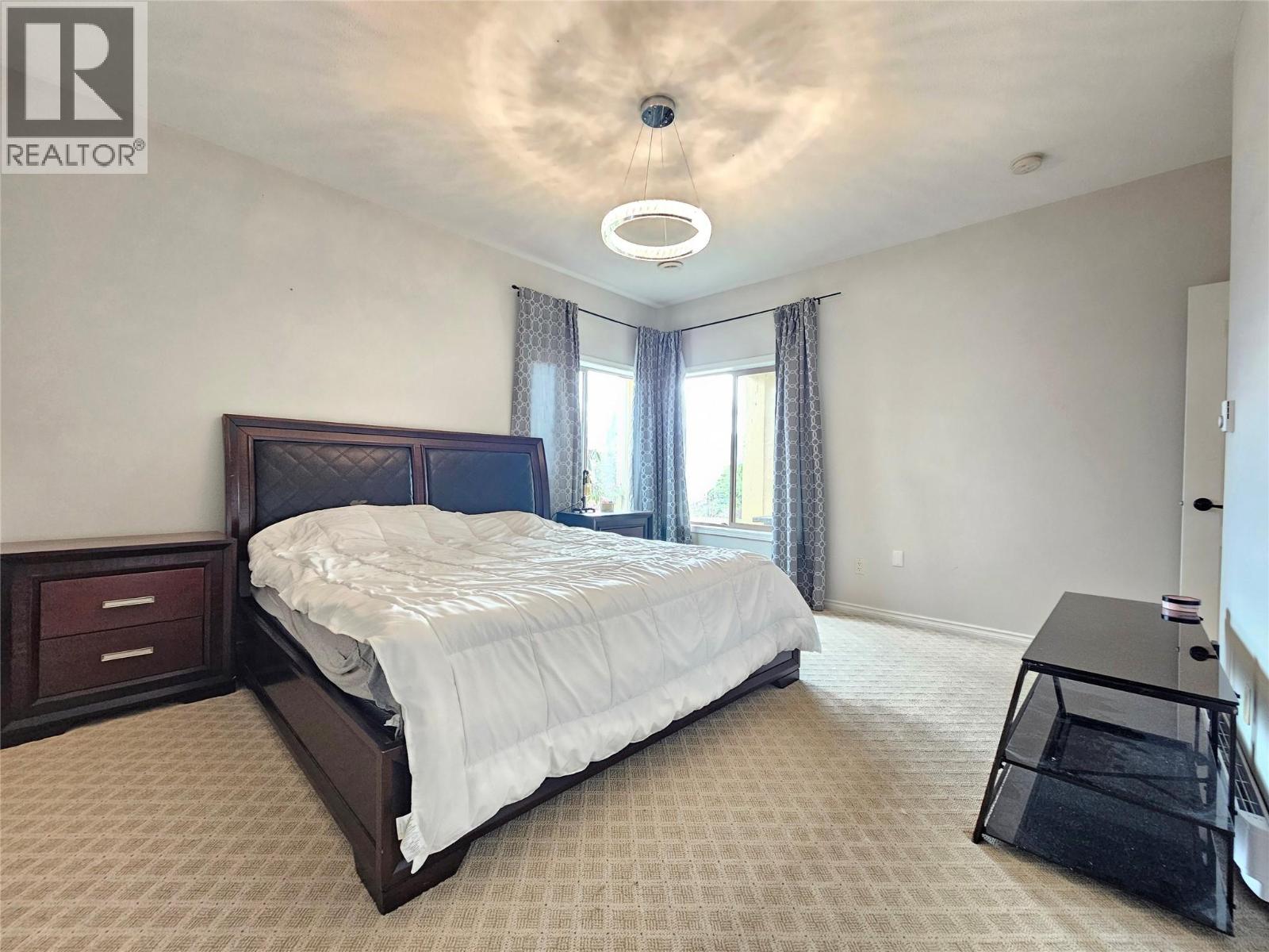 3617 Gala View Drive, West Kelowna