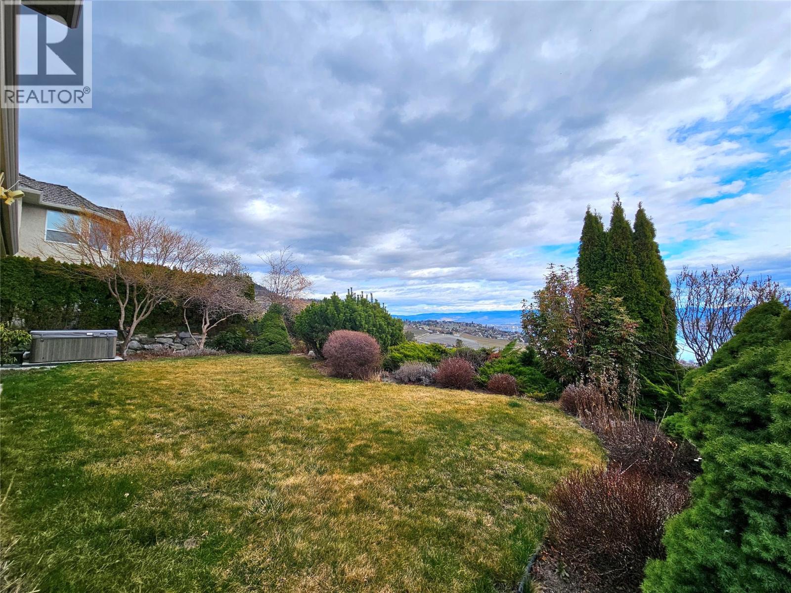 3617 Gala View Drive, West Kelowna