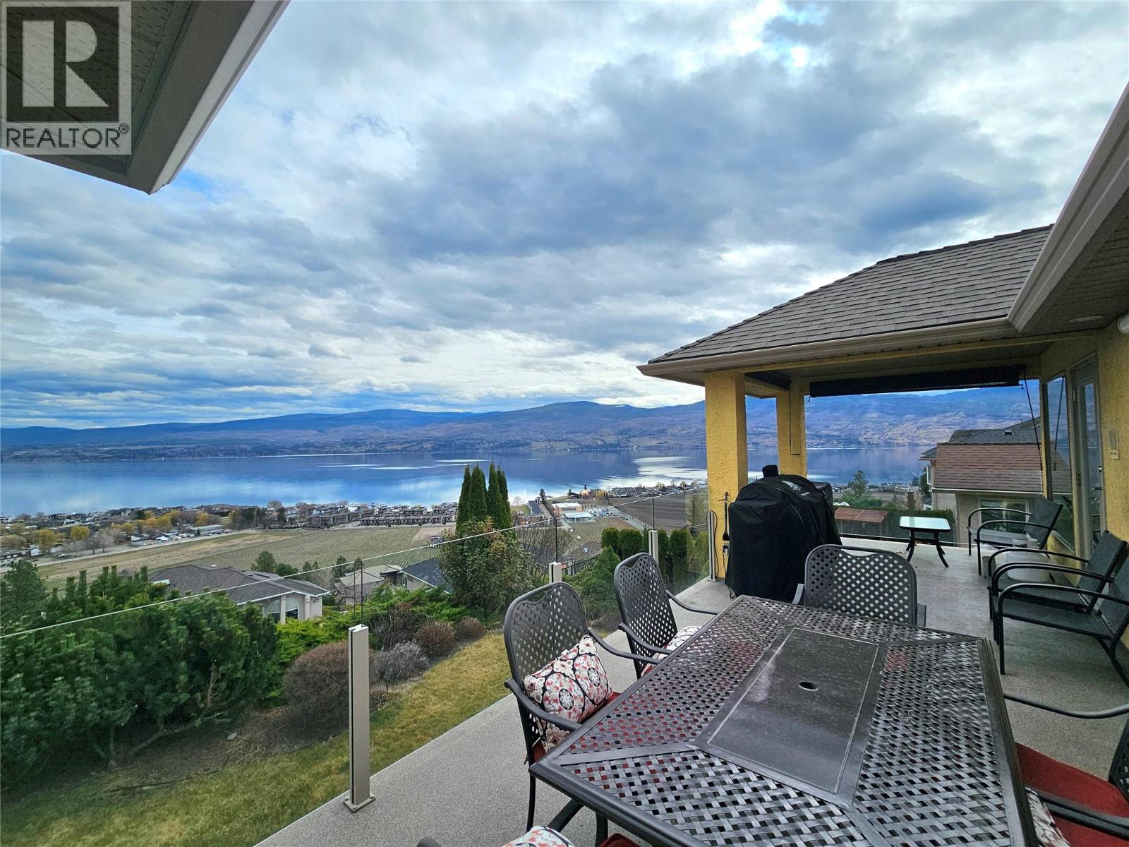 3617 Gala View Drive, West Kelowna