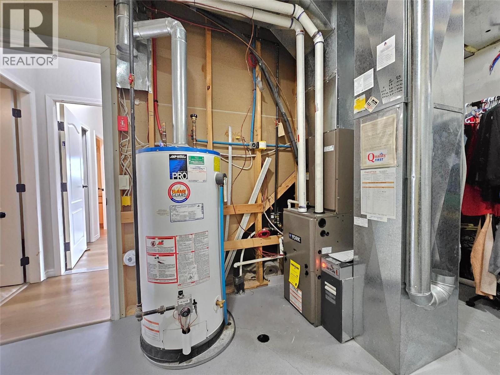 3617 Gala View Drive, West Kelowna