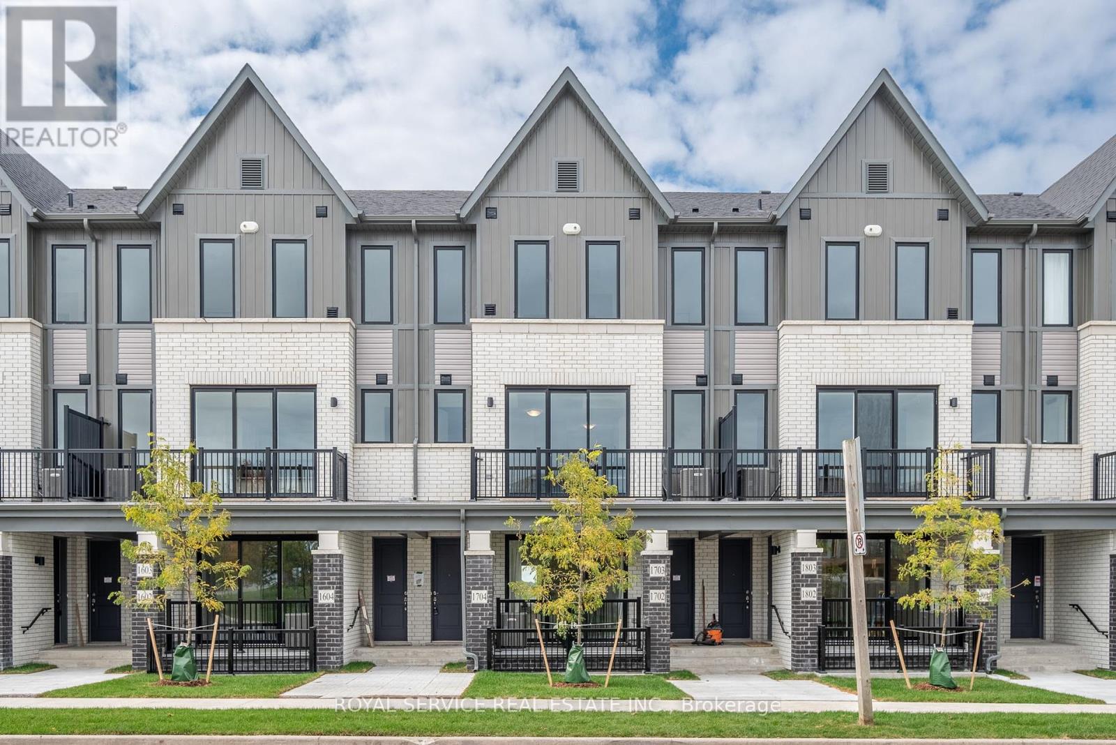 1704 - 160 DENSMORE ROAD