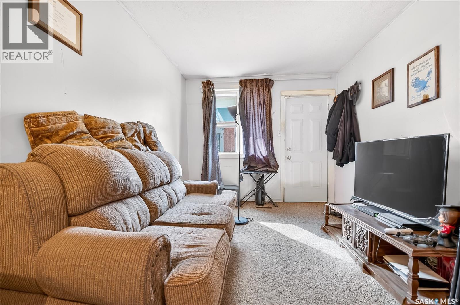 308-312 FAIRFORD STREET W - 29