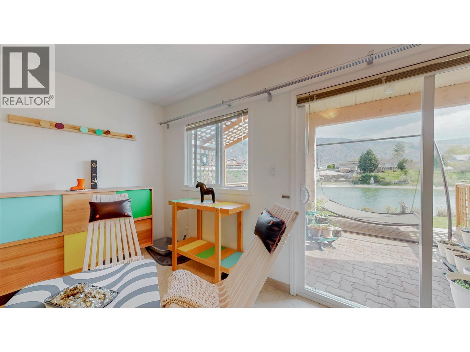 8029 VEDETTE Drive, Osoyoos