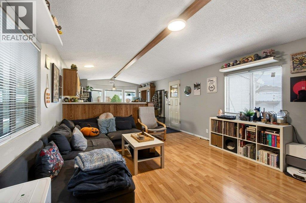  6850 53 Street Northeast, Salmon Arm