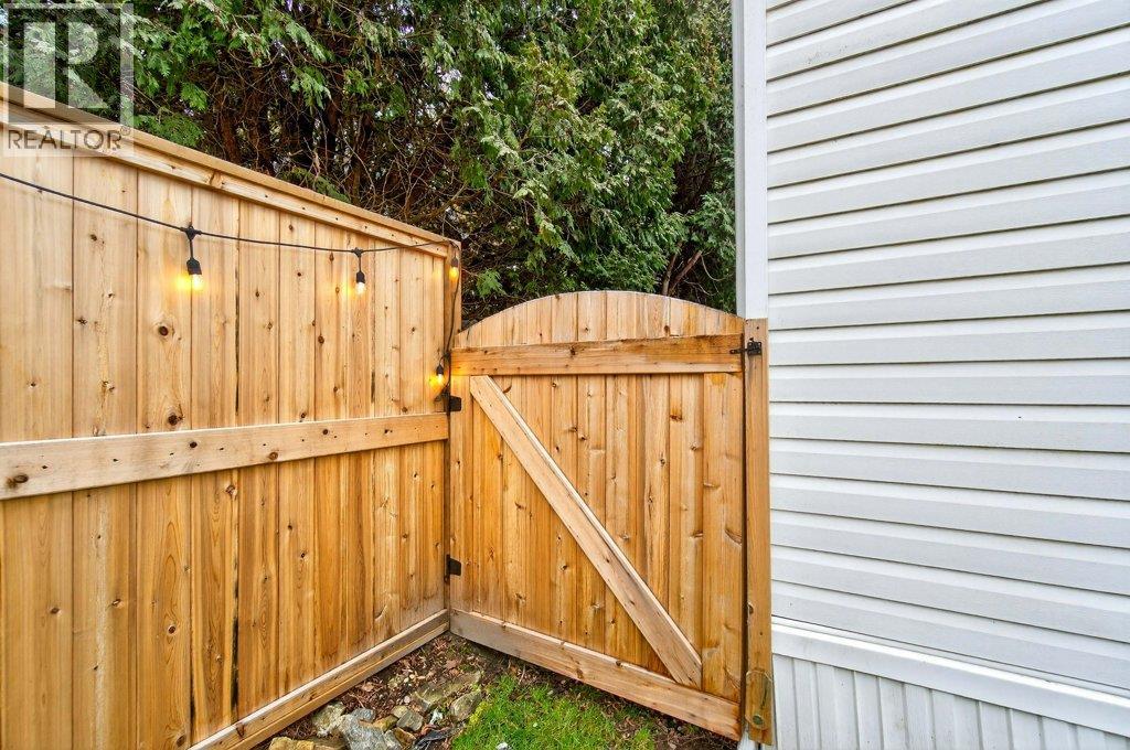  6850 53 Street Northeast, Salmon Arm