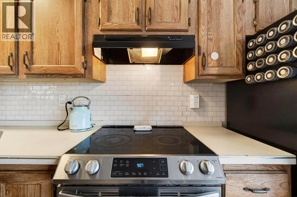  6850 53 Street Northeast, Salmon Arm