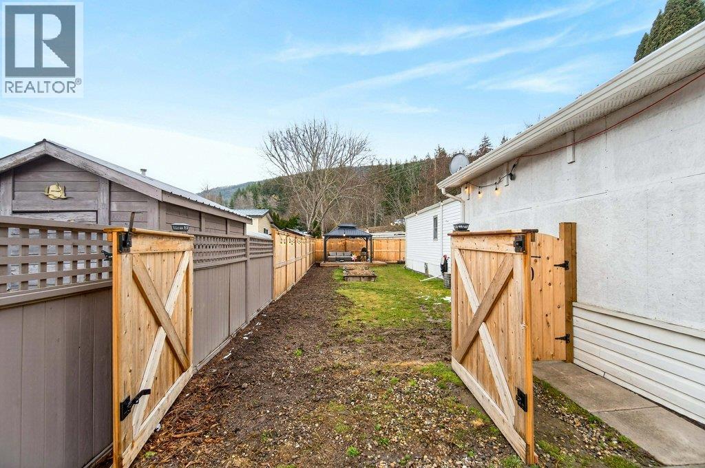  6850 53 Street Northeast, Salmon Arm