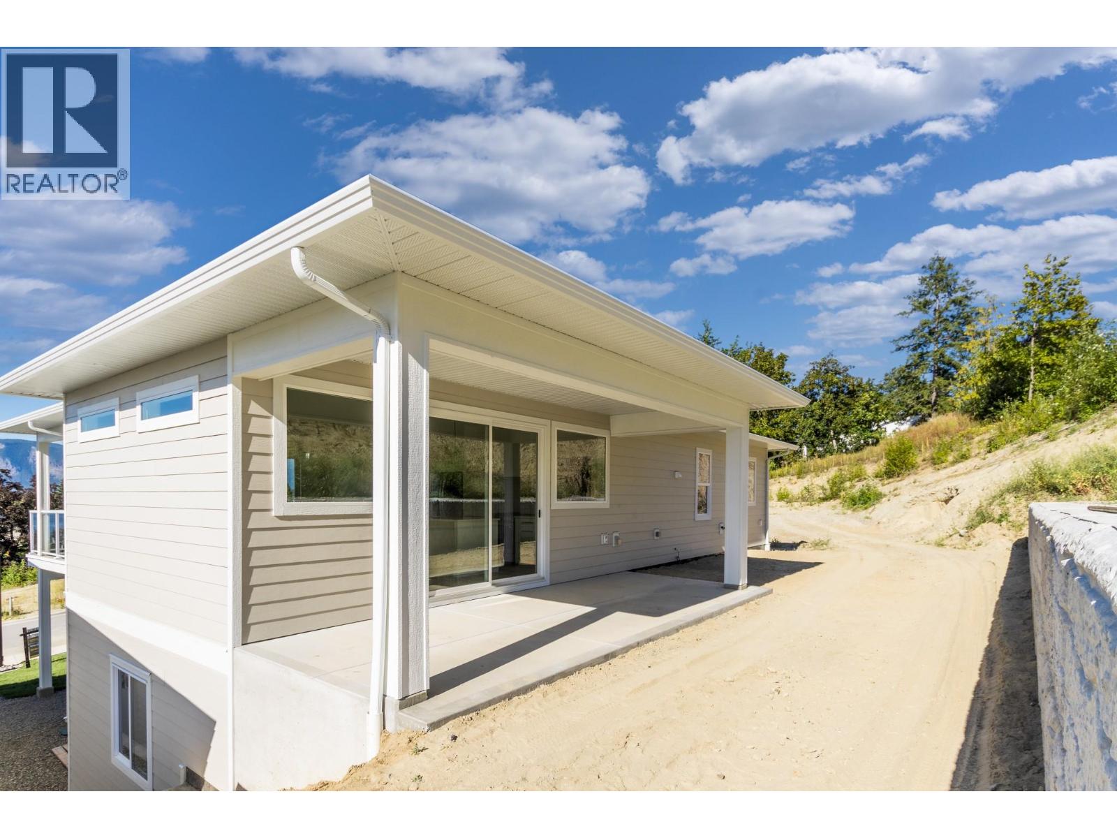 1160 16 Avenue SE, Salmon Arm