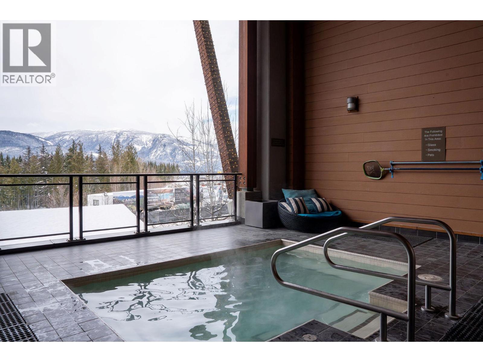 1317 2950 Camozzi Road, Revelstoke