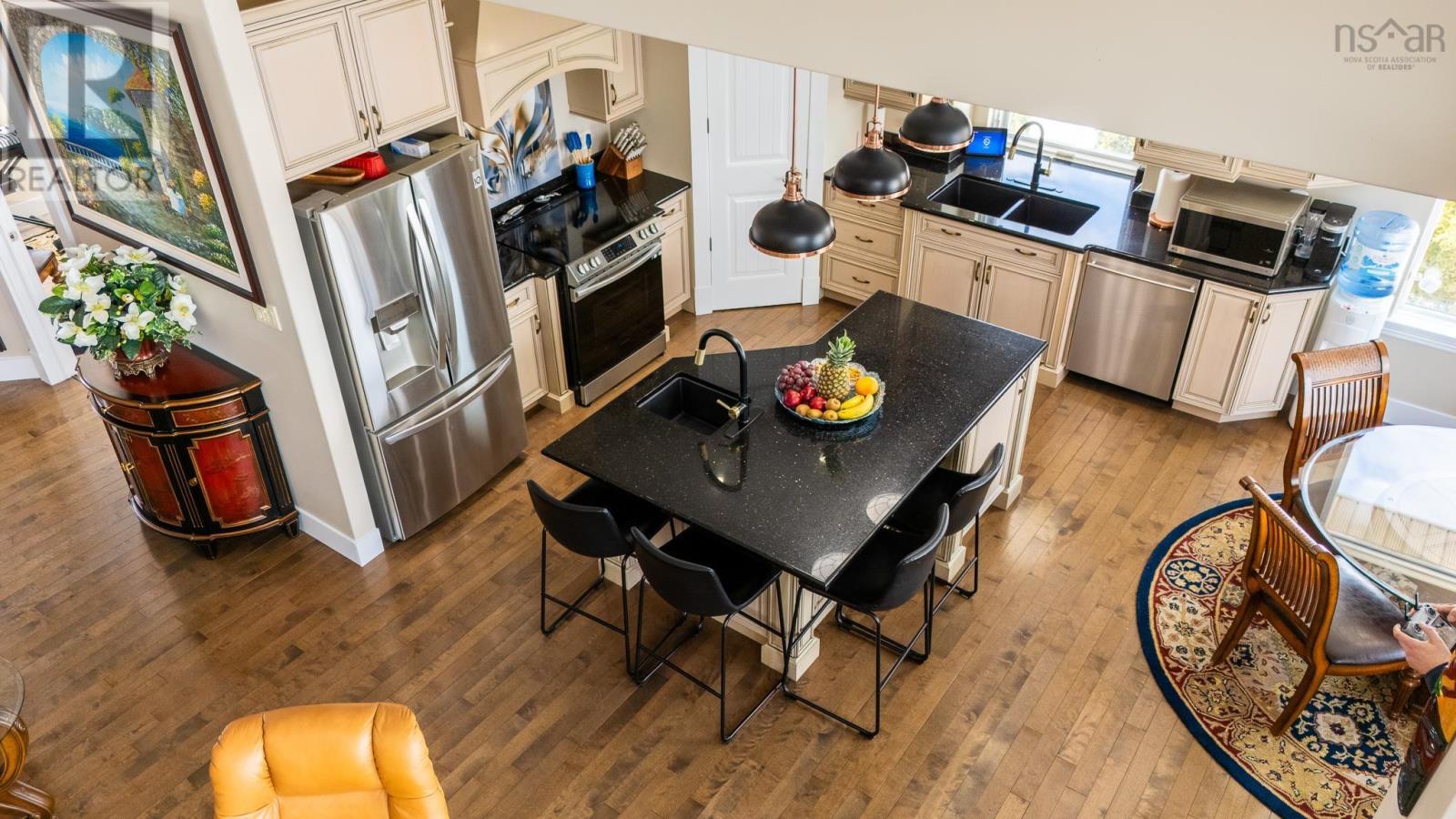 Property 18 of 49 of 31 Falcon Drive