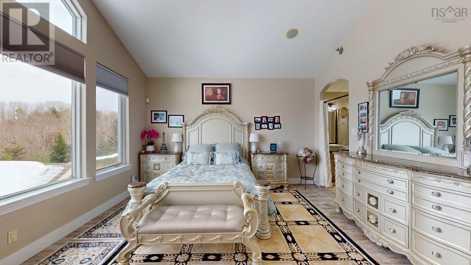 Property 20 of 49 of 31 Falcon Drive