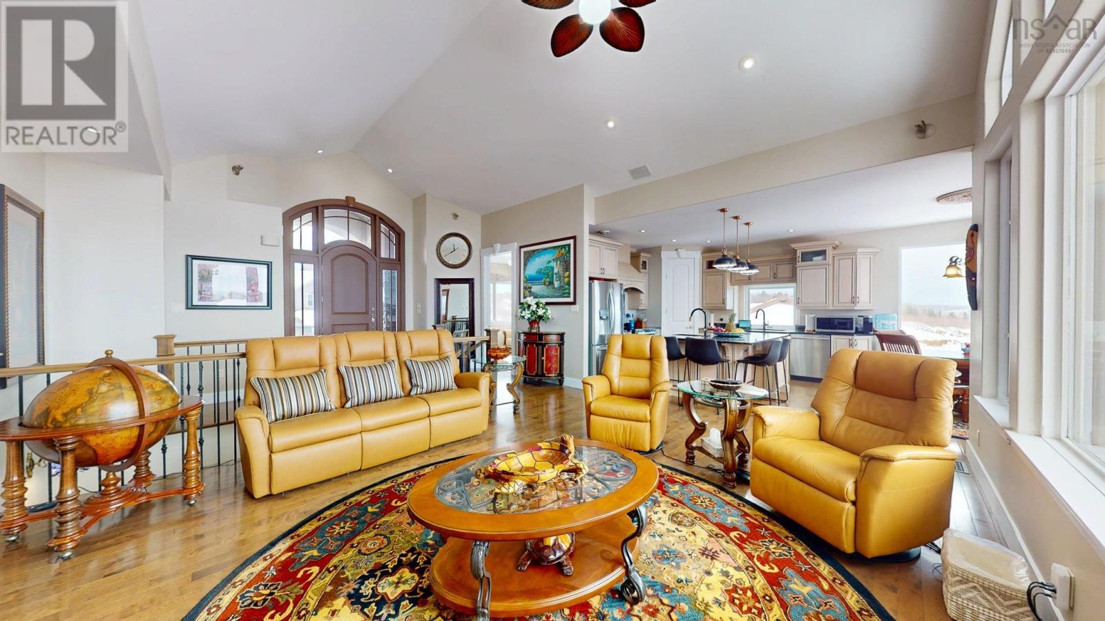 Property 8 of 49 of 31 Falcon Drive