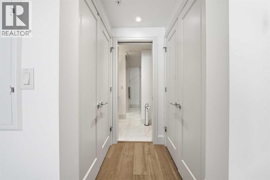 Single Family House for Sale in   Quarry Way SE Douglasdale/Glen Calgary 