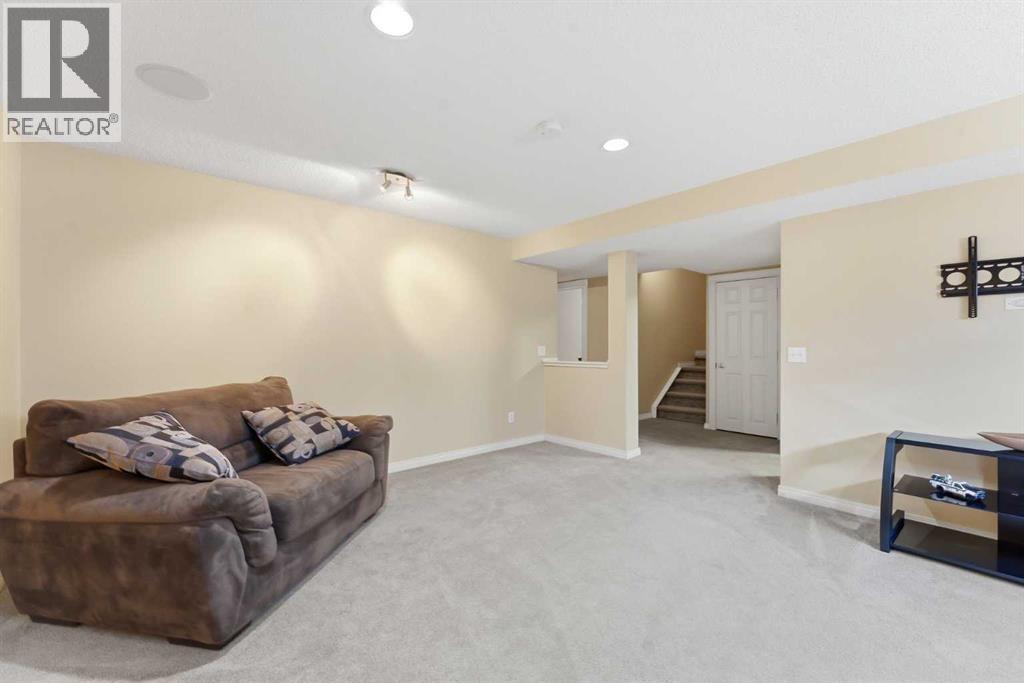 130 Gleneagles Terrace, Cochrane