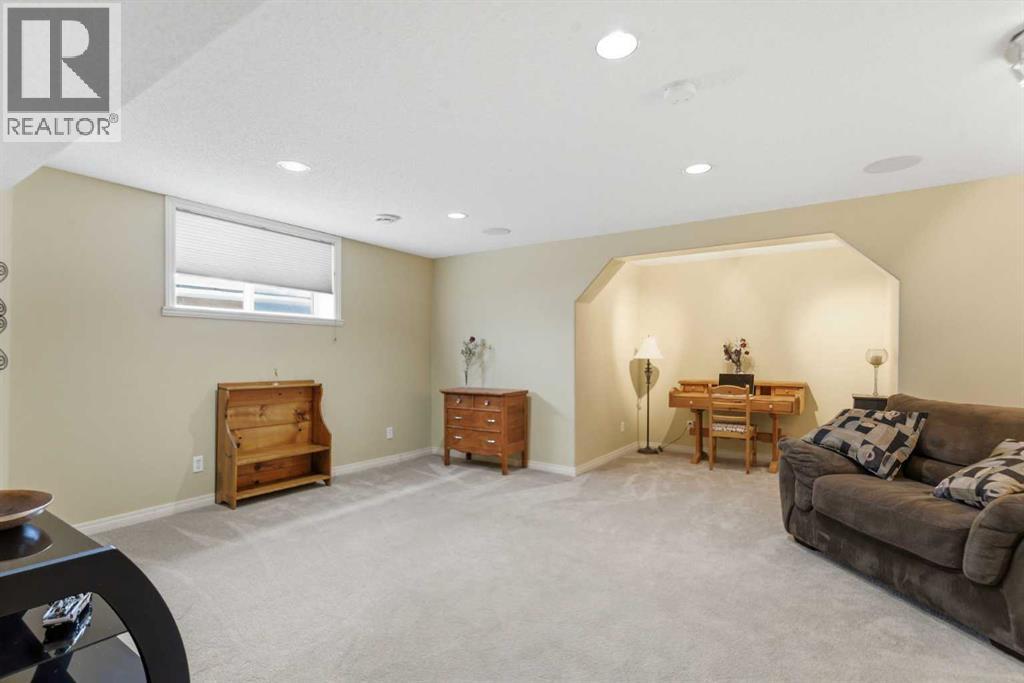 130 Gleneagles Terrace, Cochrane