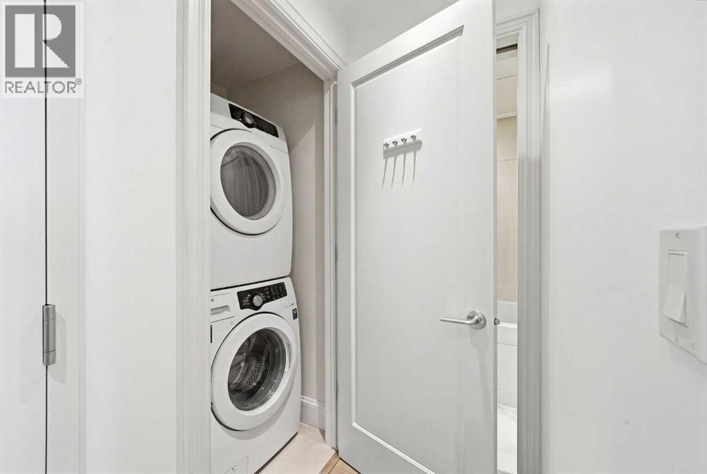 Single Family House for Sale in   Quarry Way SE Douglasdale/Glen Calgary 