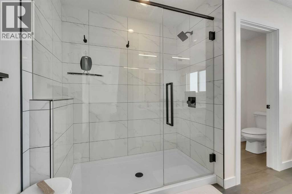 Single Family House for Sale in  Crestmont Drive SW Crestmont Calgary 