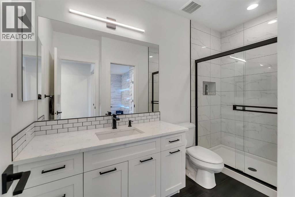 Single Family House for Sale in  Crestmont Drive SW Crestmont Calgary 