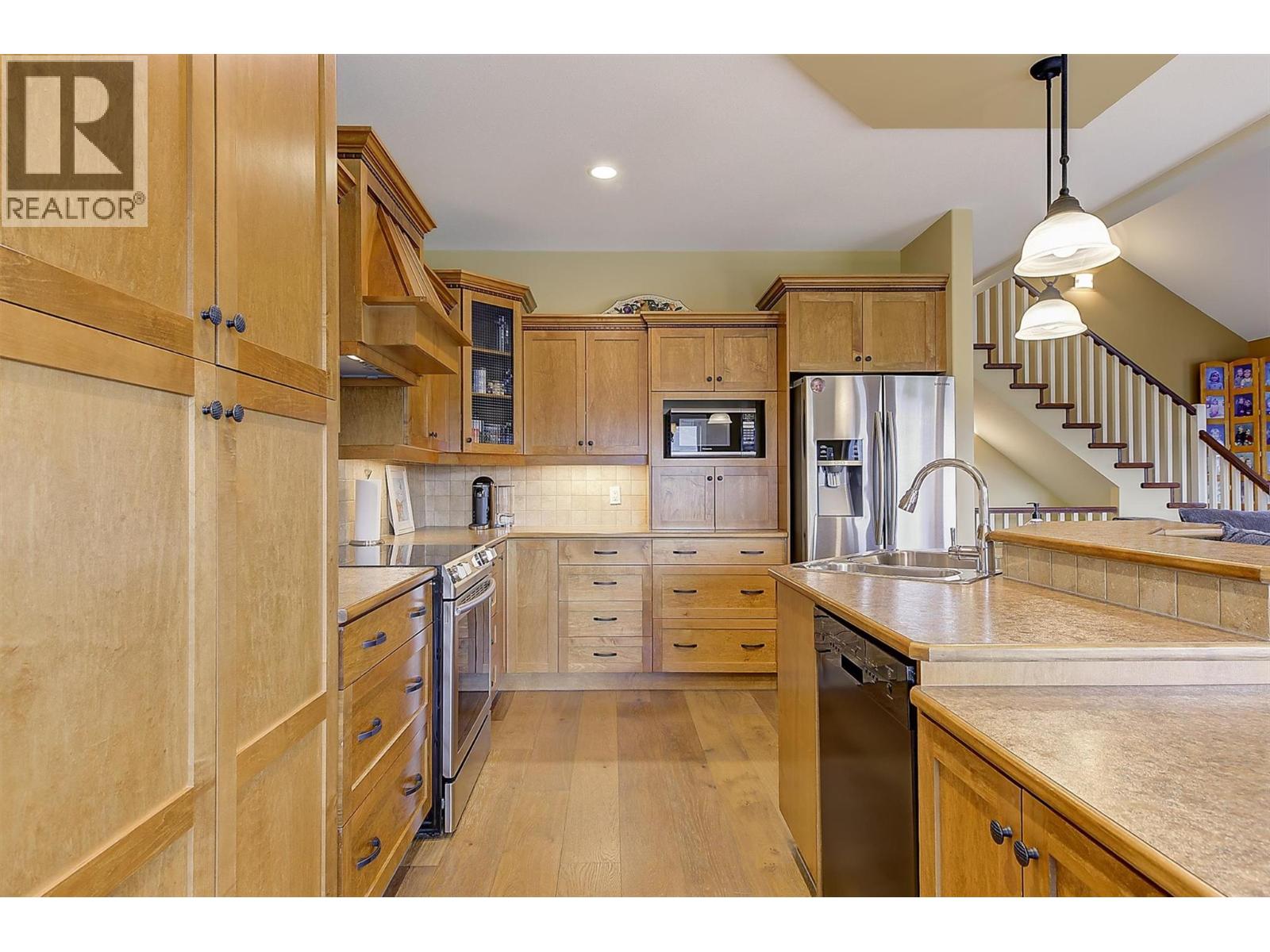 165 Terrace Hill Place, Kelowna