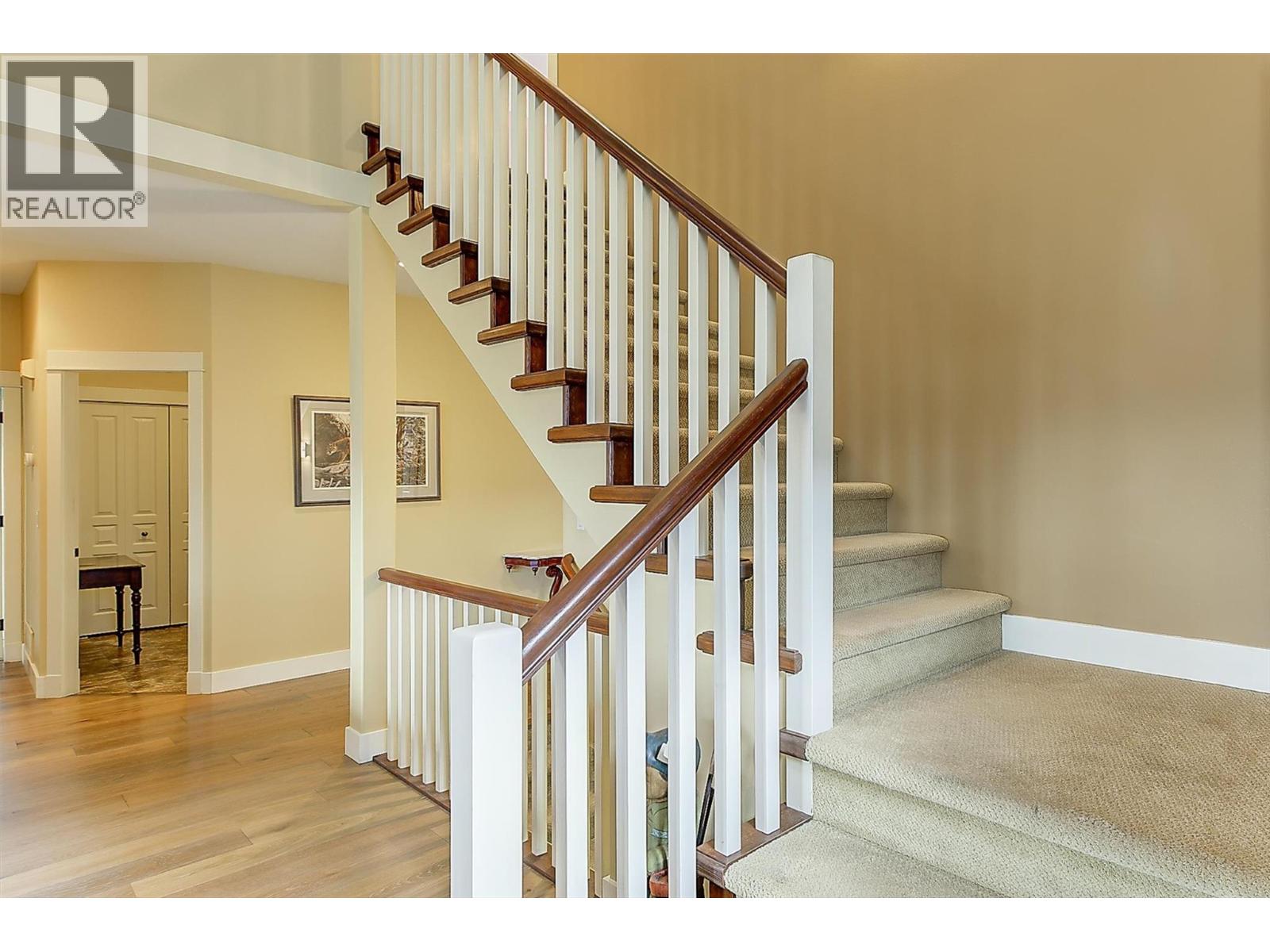 165 Terrace Hill Place, Kelowna