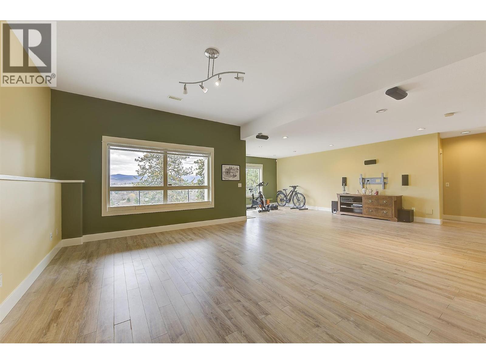 165 Terrace Hill Place, Kelowna