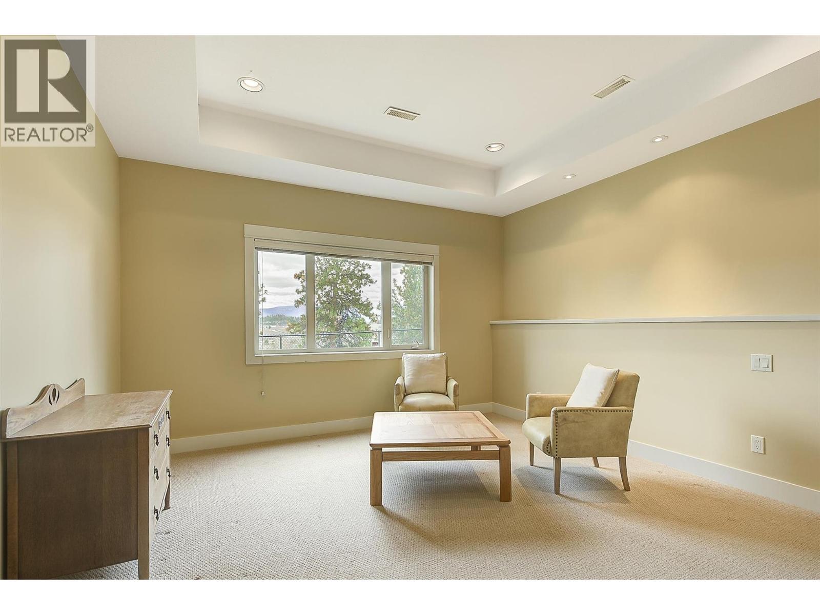 165 Terrace Hill Place, Kelowna