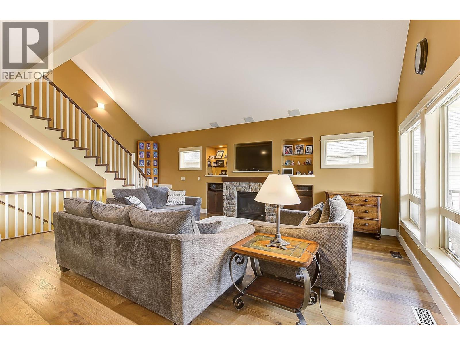 165 Terrace Hill Place, Kelowna