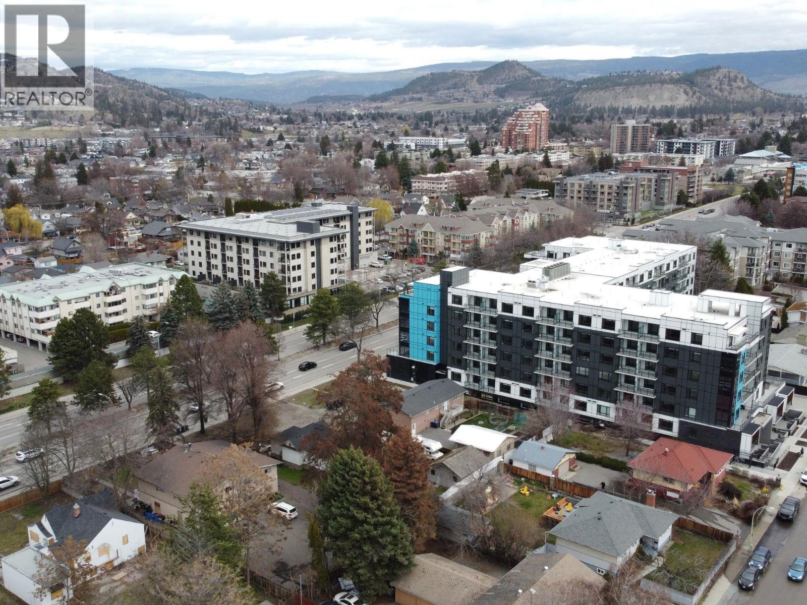 787-789 HARVEY Avenue, Kelowna