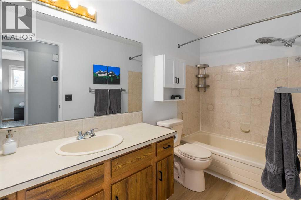 Single Family House Bungalow for Sale in  Millcrest Green SW Millrise Calgary 