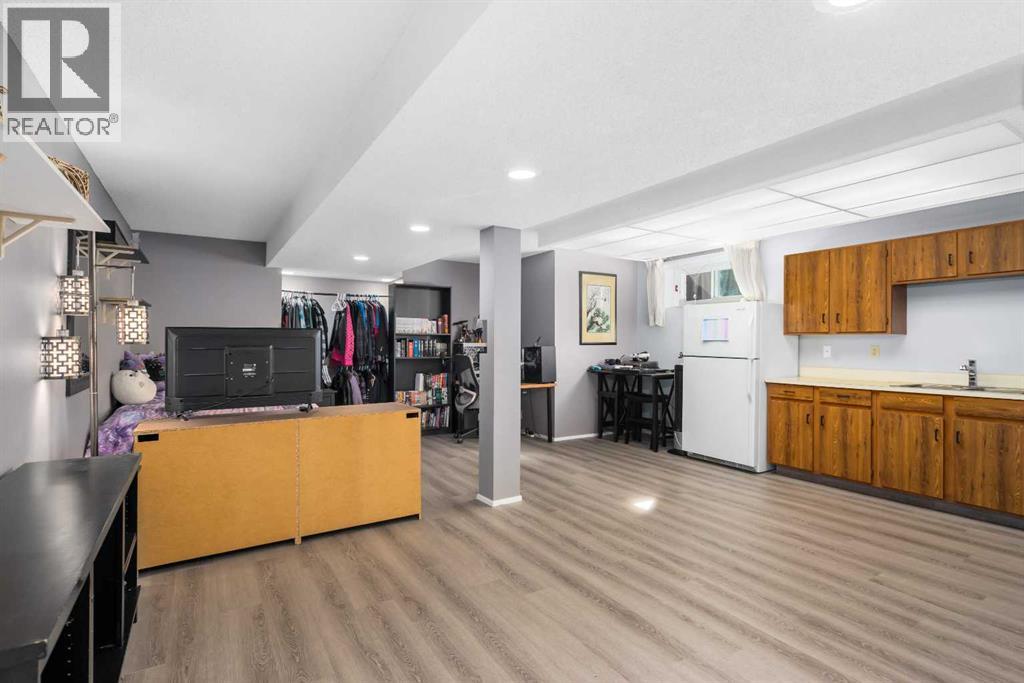 Single Family House Bungalow for Sale in  Millcrest Green SW Millrise Calgary 