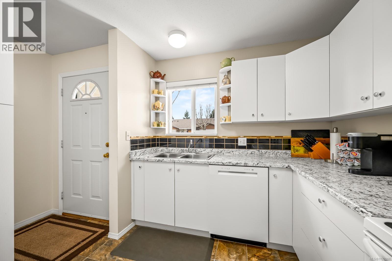 #3 2197 MURRELET DR - 16