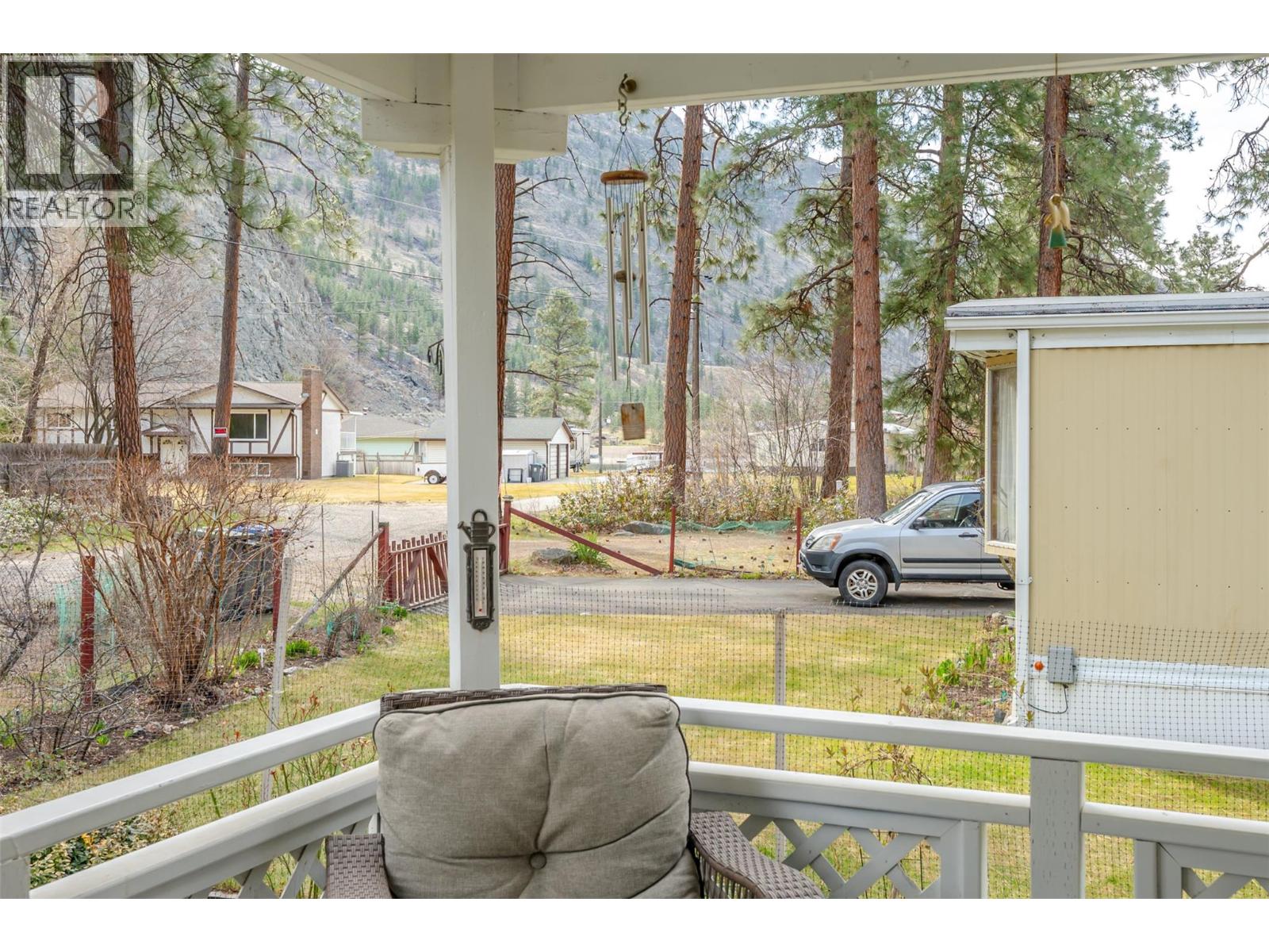 174 GALLAGHER LAKE Road Unit# 14, Oliver